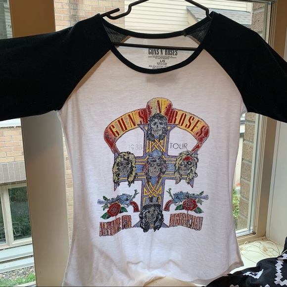 Vintage Tops - Guns N Roses baseball style tee